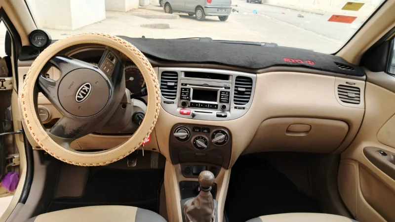 Kia RIO - Photo 11