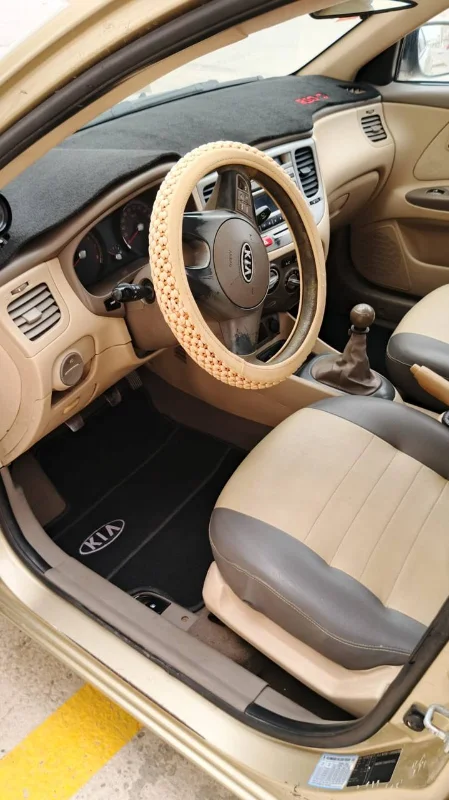 Kia RIO - Photo 10