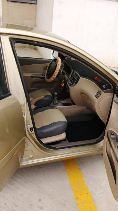 Kia RIO - Photo 2