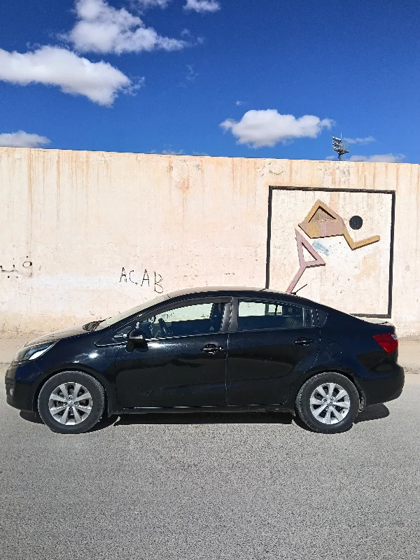 Kia RIO - Photo 10
