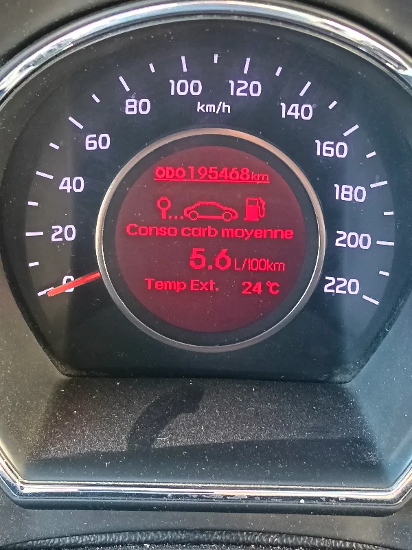 Kia RIO - Photo 9