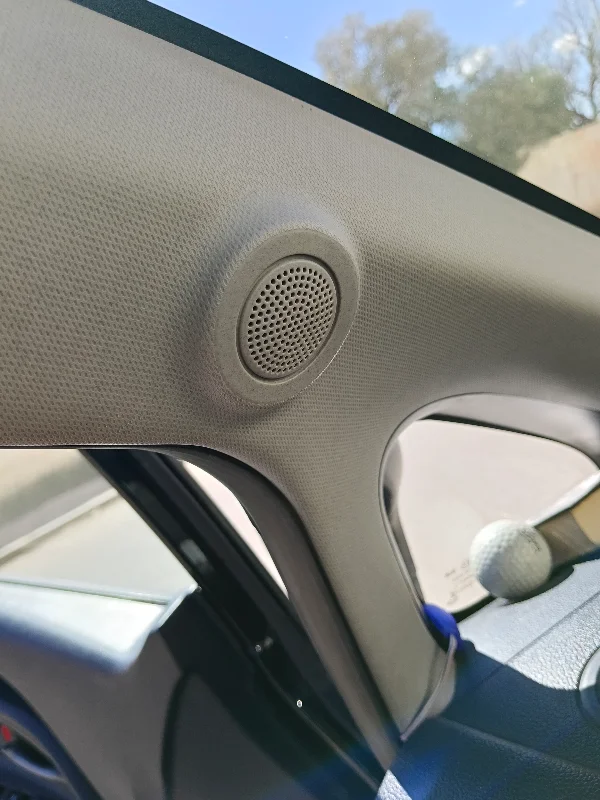Kia RIO - Photo 4