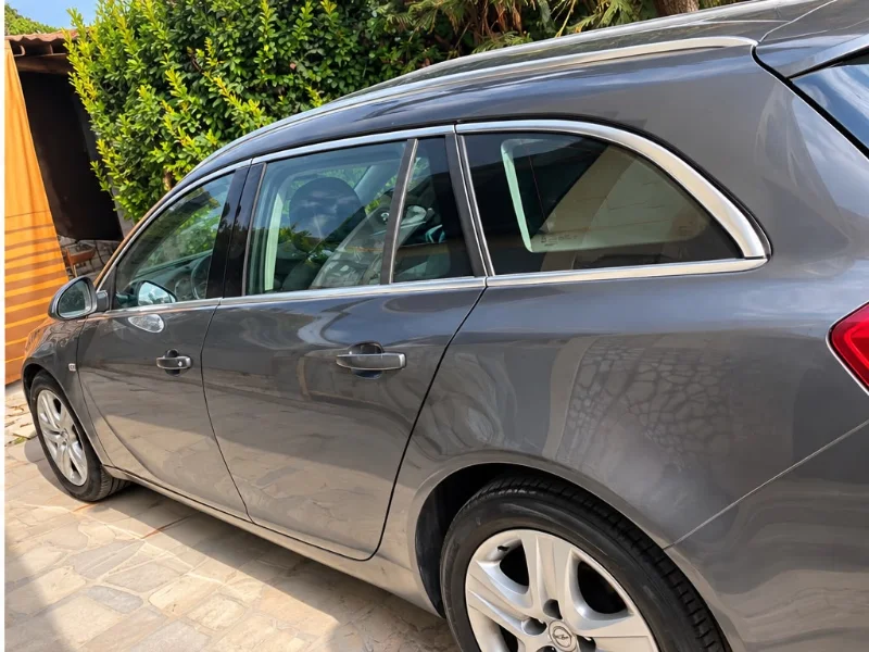 Opel Insignia - Photo 5