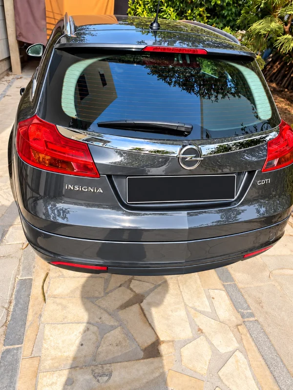 Opel Insignia - Photo 4