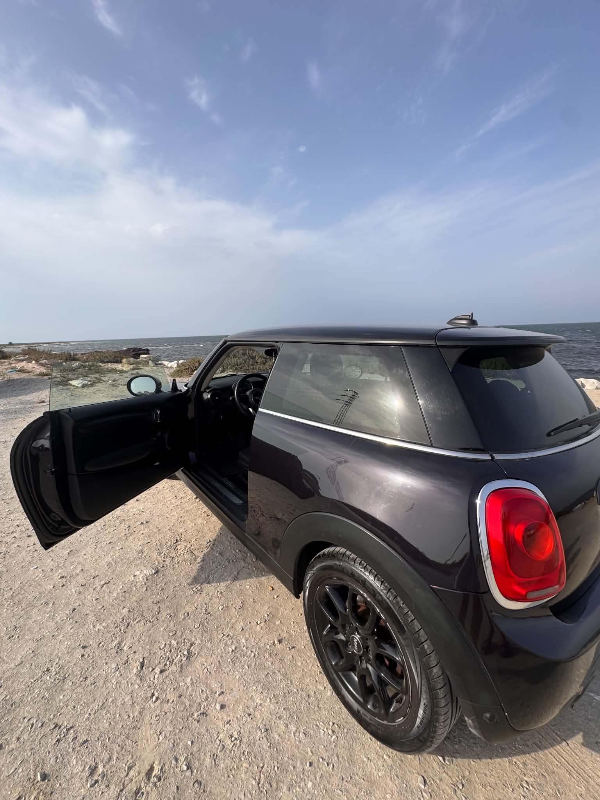 Mini Cooper - Photo 3