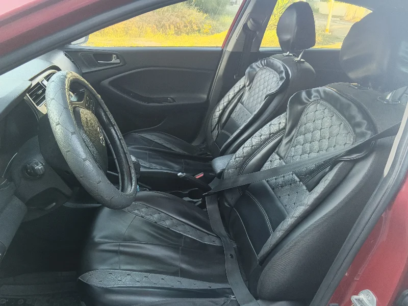 Hyundai I20 - Photo 3