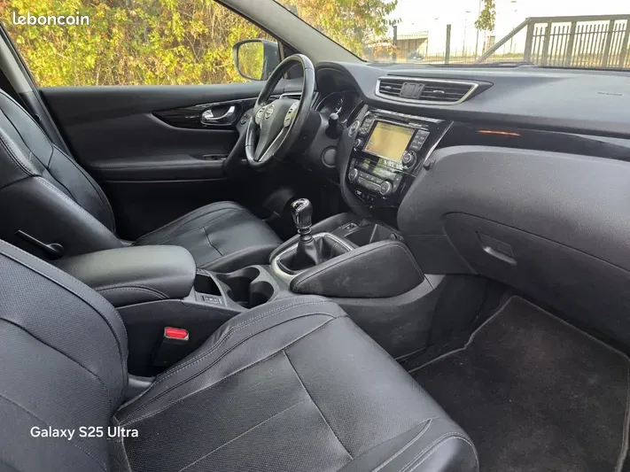 Nissan Qashqai - Photo 4