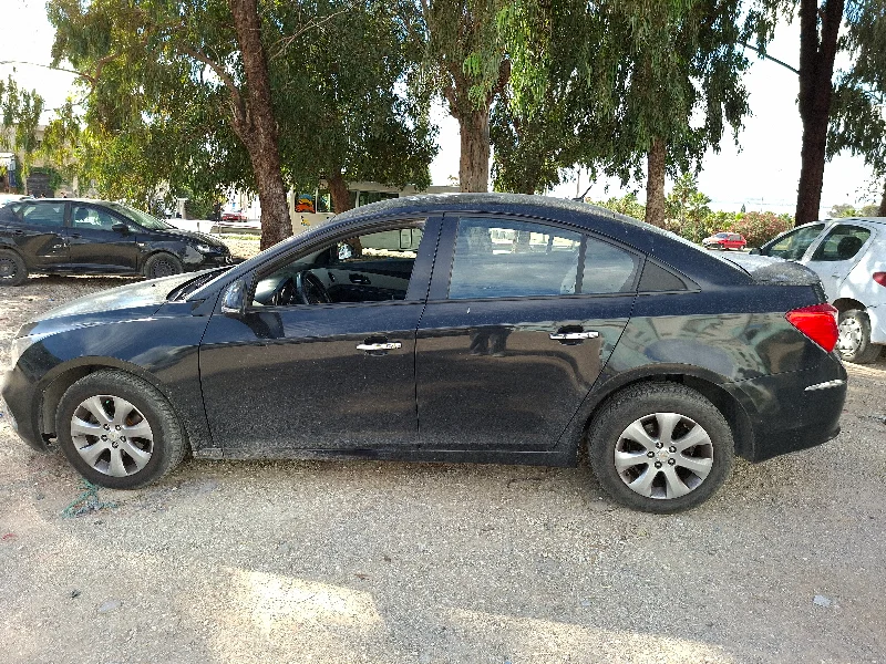 Chevrolet CRUZE - Photo 9