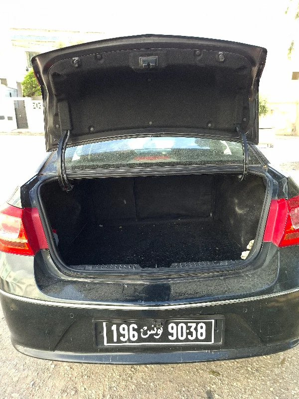 Chevrolet CRUZE - Photo 2