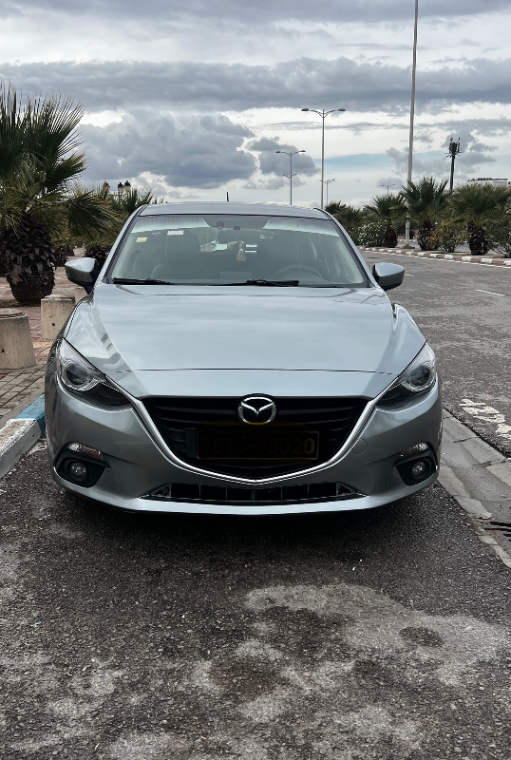 Mazda Mazda3 2015 Essence