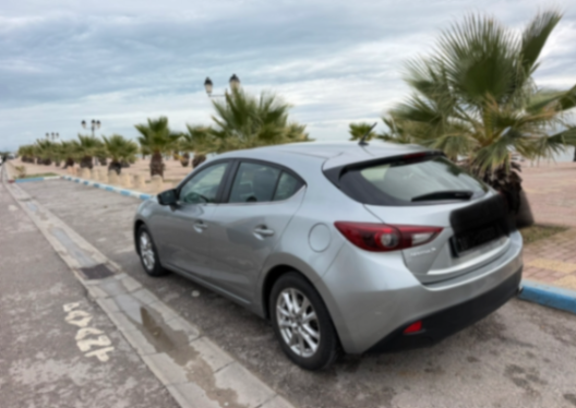 Mazda MAZDA3 - Photo 4