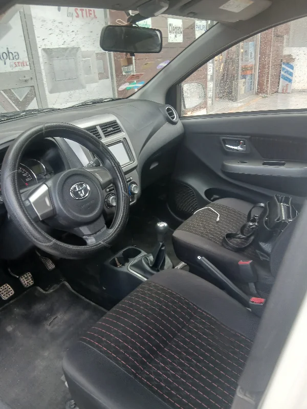 Toyota Agya - Photo 2