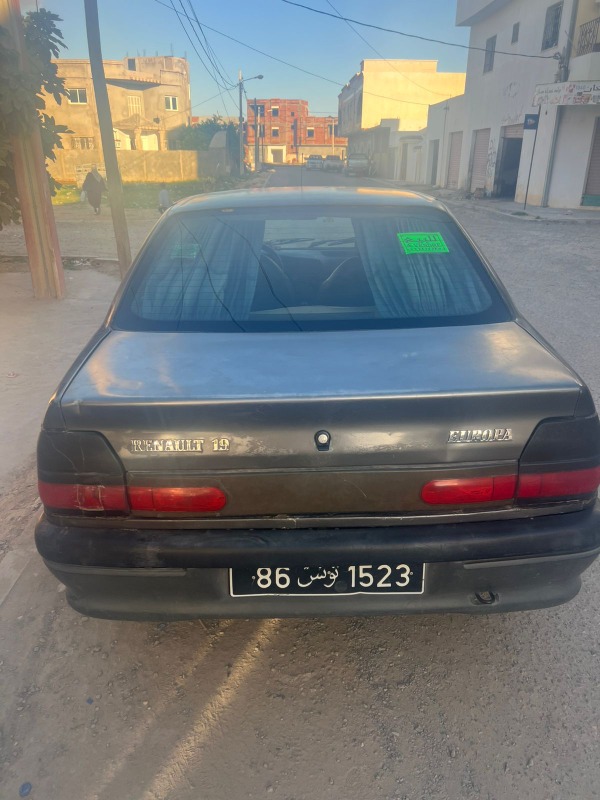 Renault R19 LPG 1995 - Image de l'annonce