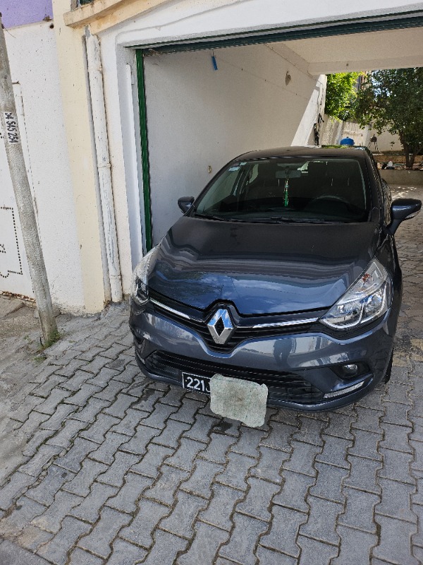 Renault Clio Essence 2021 - Image de l'annonce