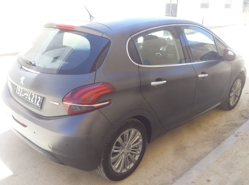 Peugeot 208 Essence 2016 - Image de l'annonce
