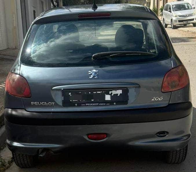 Peugeot 206 look Essence 2006 - Image de l'annonce
