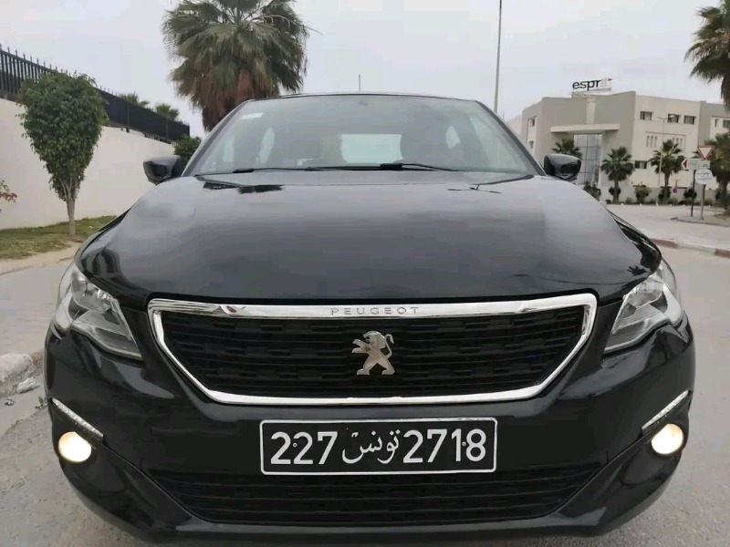 PEUGEOT 301 PREMIÈRE MAIN TRÈS PROPRE  - Image de l'annonce