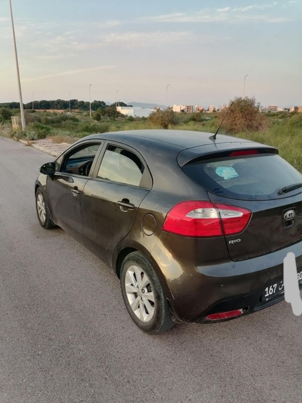 Kia RIO Essence 2013 - Image de l'annonce